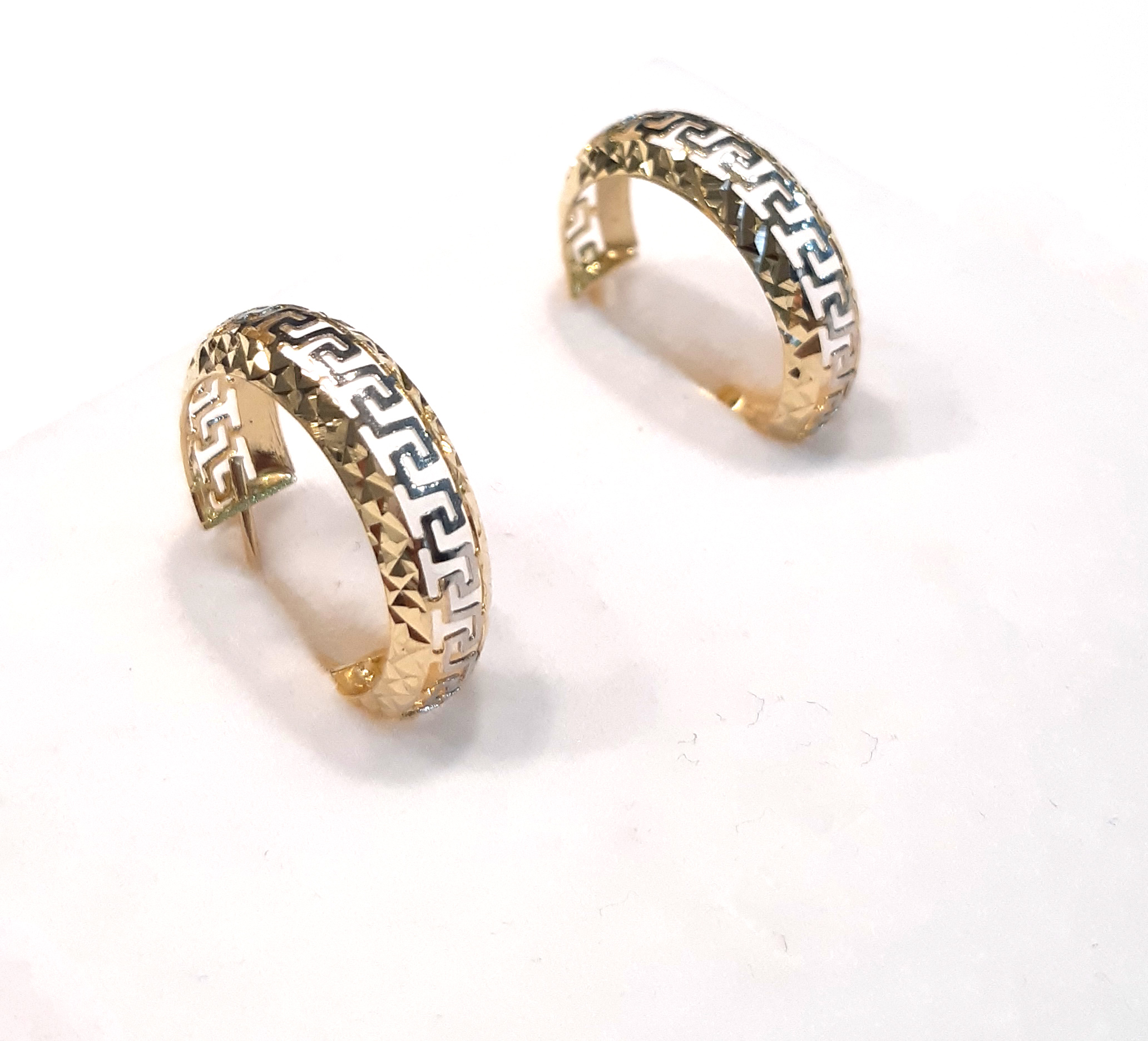 zlaté náušnice kruhy s egyptským vzorem 23 mm