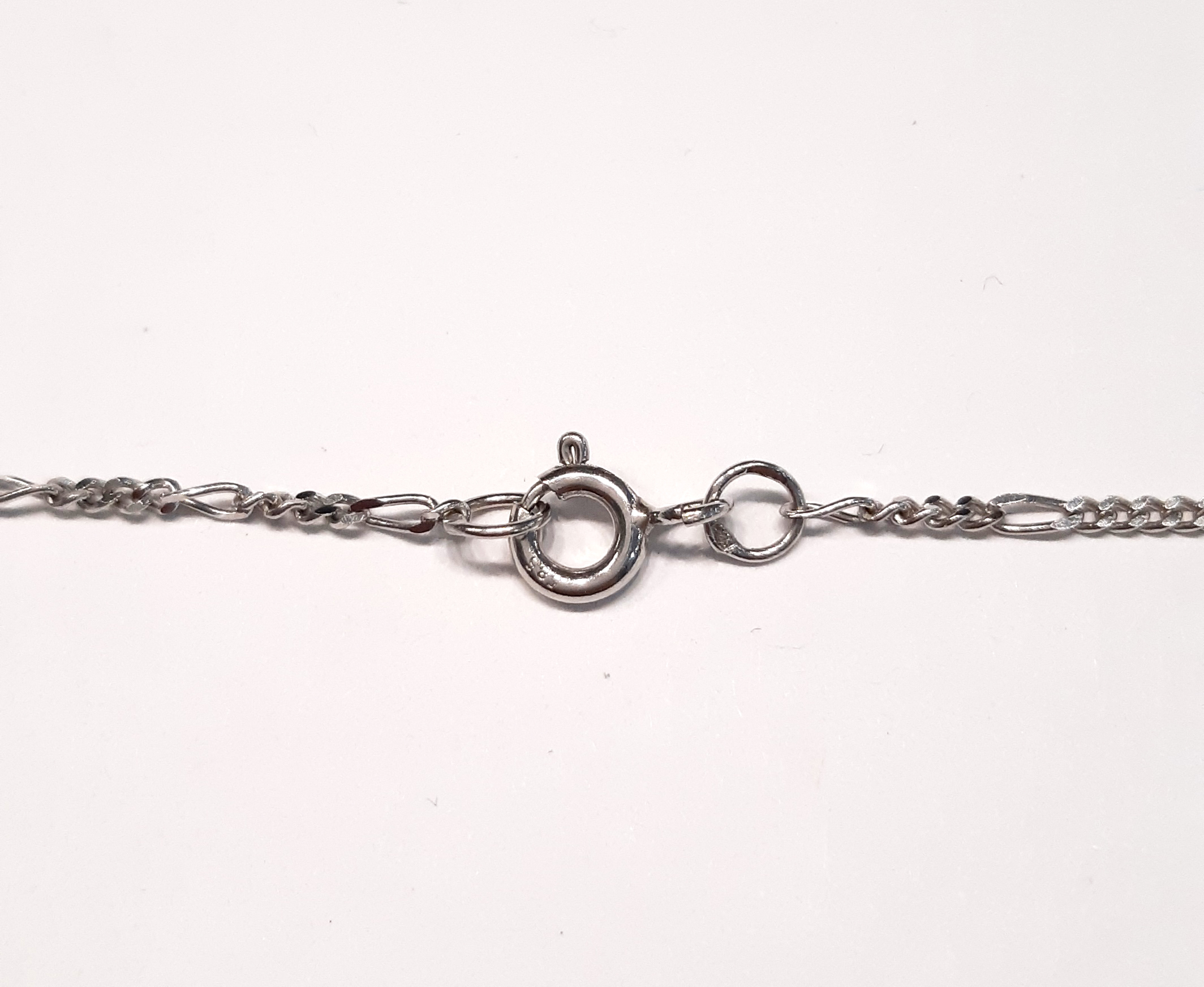 řetízek z bílého zlata délka 45 cm, š. 1,5mm