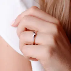Harmonia | Zásnubní prsten se středovým kamenem 0.25ct, žluté zlato, s diamanty